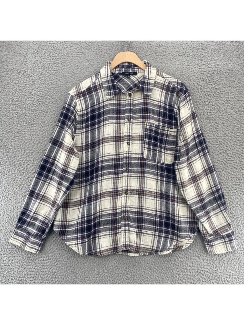 Love Tree Shirt Womens Small Navy Plaid Flannel Button Up Collared Long Sleeves